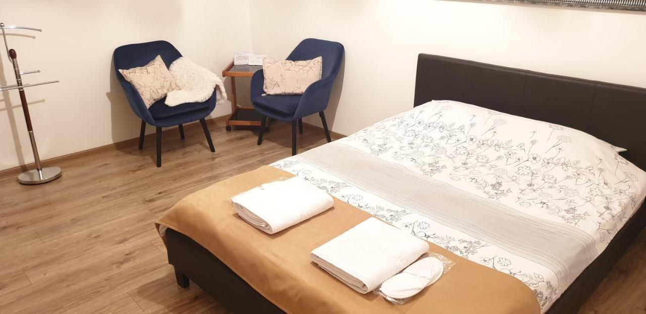 Central Apartment Dumdix ブラショフ エクステリア 写真